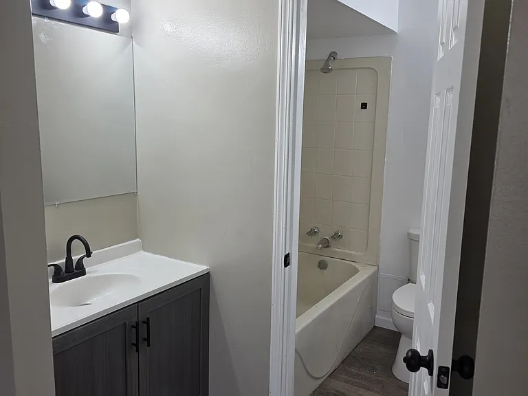 6228 Kathryn Ct #A — Photo 7