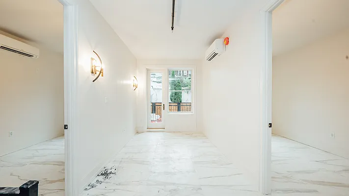 Rented by Nooklyn NYC LLC | media 26