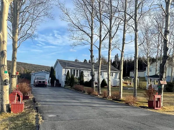 32 Main Road, New Chelsea, NL A0B2N0