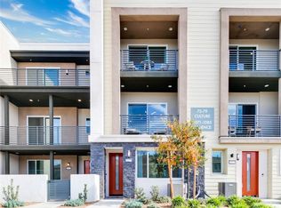 1077 Cadence, Irvine, CA 92618