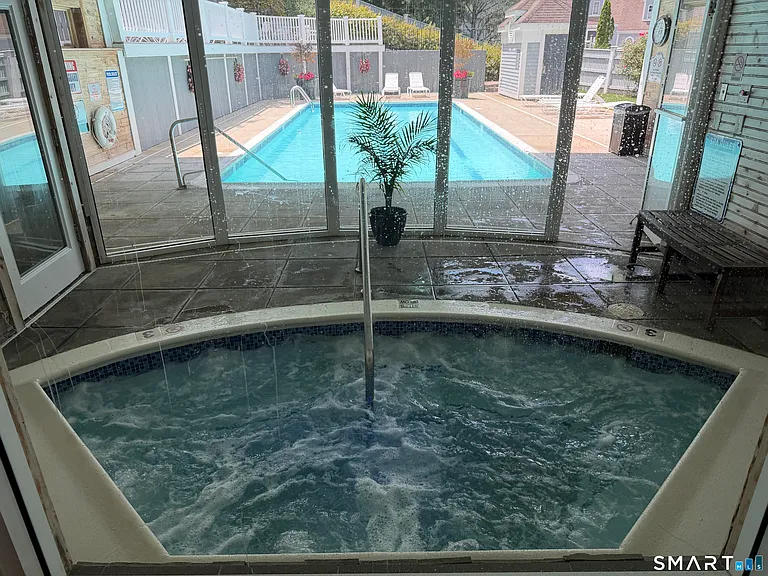 213 Old Pond Ln #213 — Photo 24