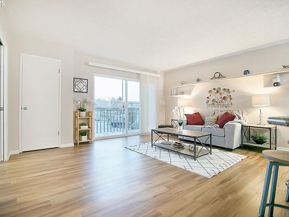3rd image of 2005 Tibbetts Dr APT 203