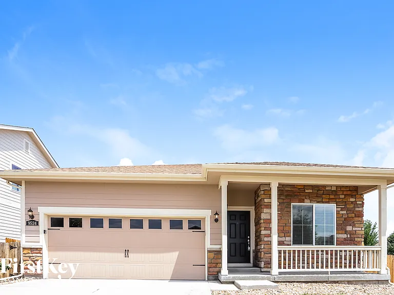 9524 Cherry Ln — Photo 1