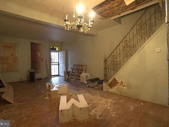 3rd image of 2140 S Simpson St