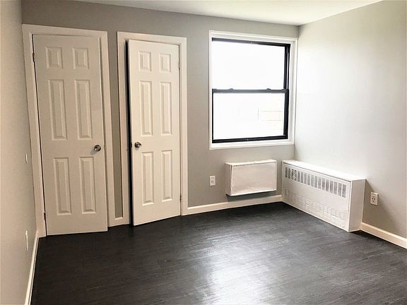 3rd image of 831 Bartholdi St APT 5J