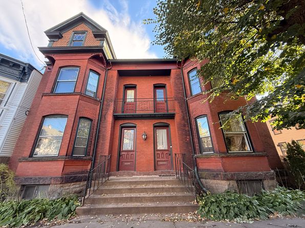 146 1/2 Front St FLOOR 2