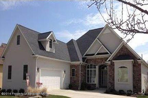 1st image of 8 Summerfield Dr