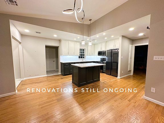 2nd image of 2351 W Park Pl