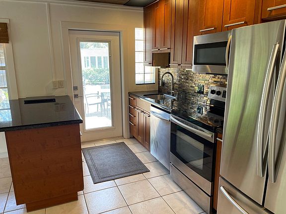 Entrance into kitchen