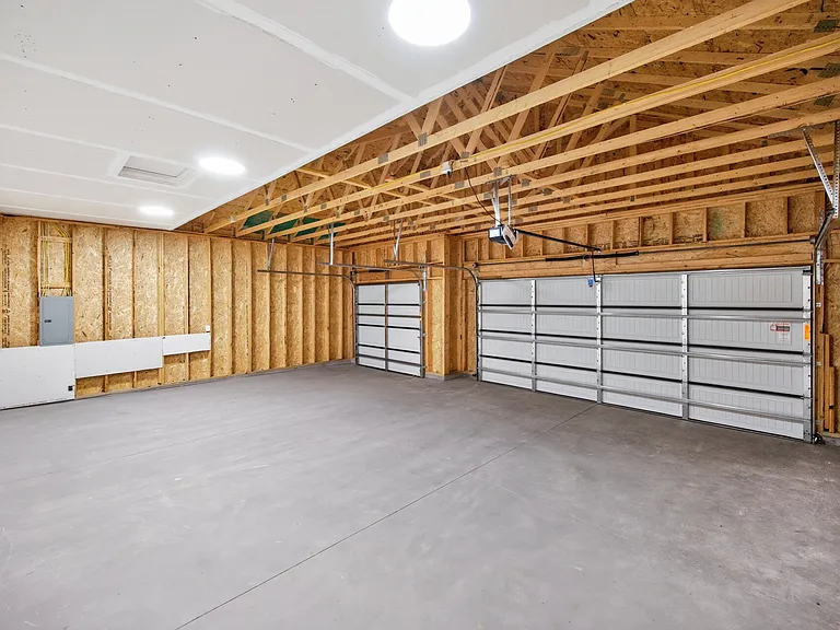 9966X 14th Cir NE — Photo 45