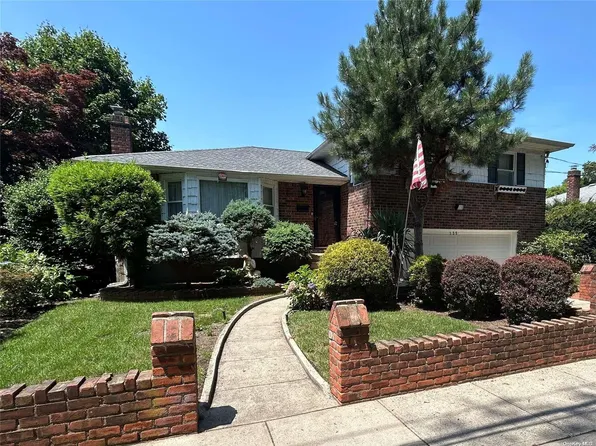 135 Brookside Drive, Valley Stream, NY 11581