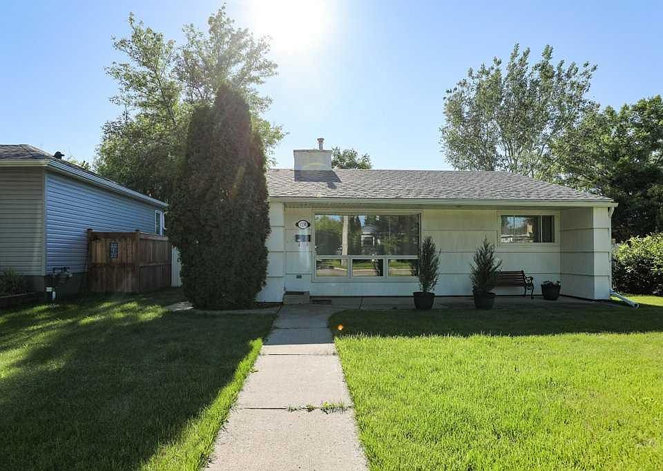 1st image of 1130 E 12b St S