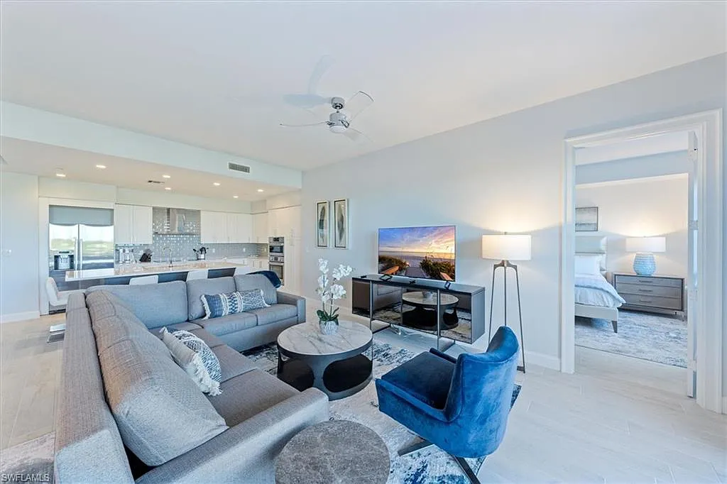 2 bed, 2.5 bath, 1692 sqft, $15,000 — Photo 3