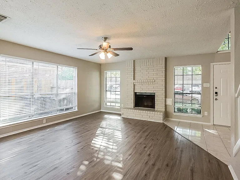 1909 Wildwood Ridge Dr — Photo 5