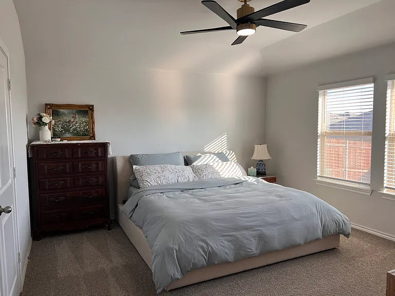 721 Whitecomb Ln — Photo 22