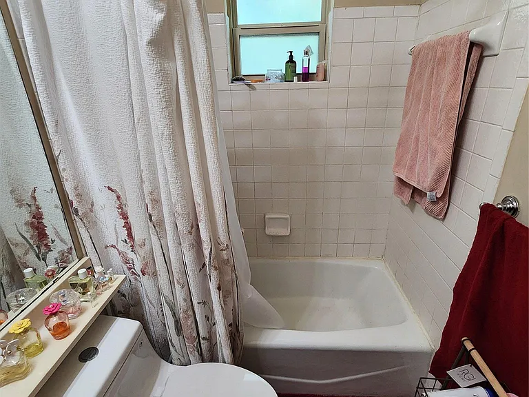2414 Longview St #306 — Photo 7