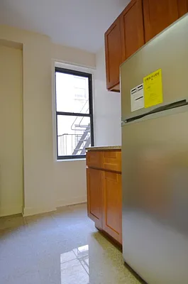 Rented by MNS | media 11
