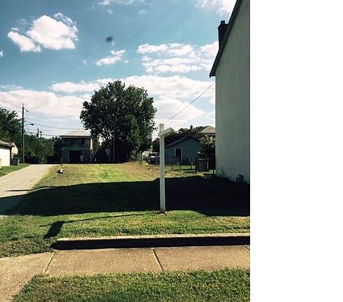 5th image of 1211 Dubois Ave