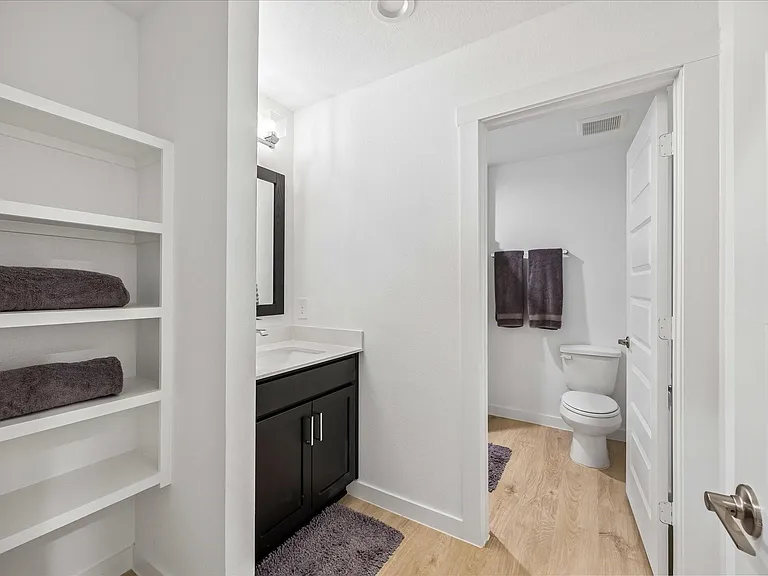 3335 Kendleshire Ln — Photo 26