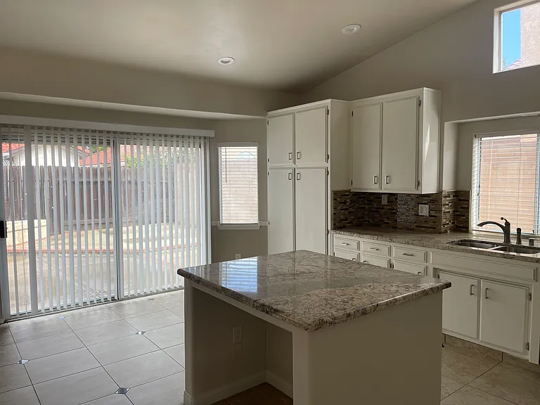 904 Harvest Creek Rd — Photo 14