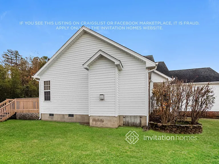 5743 Heron Point Pl SW — Photo 16