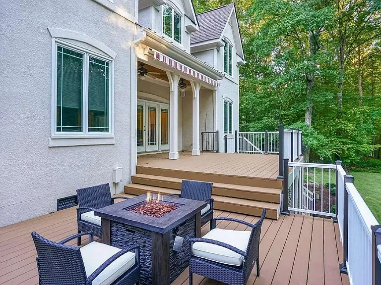 5909 Greenevers Dr — Photo 24