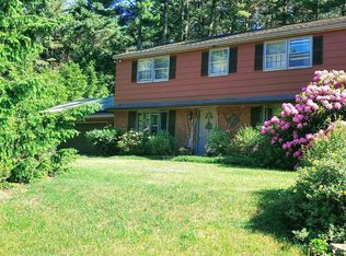 17 Moorwood Dr, Queensbury, NY 12804
