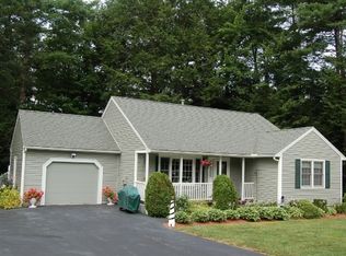 8 Sterling Way, Hudson, NH 03051