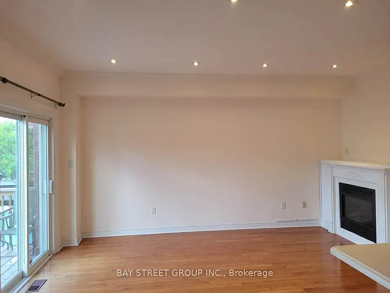 118 Gable Ave — Photo 7
