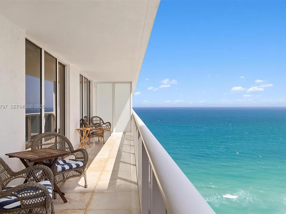 1830 S Ocean Dr #2904