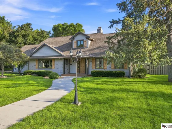 415 W 16th St, Fremont, NE 68025