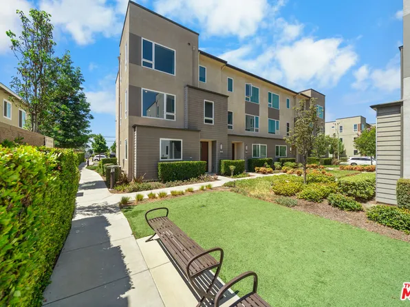 10712 Parrot Ave, Downey, CA 90241