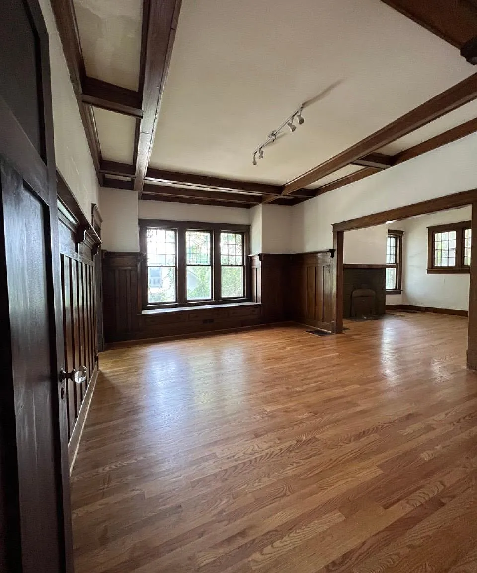3 bed, 1600 sqft, $3,000 — Photo 4
