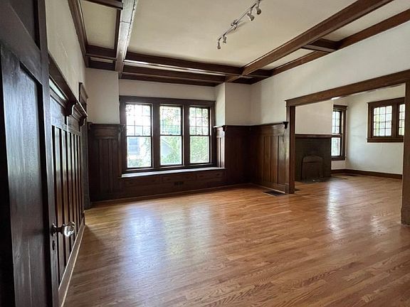 4th image of 1712 Linden Ave #2