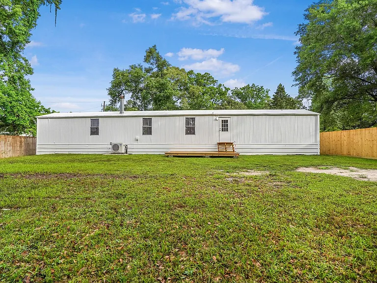 21950 Caney Dr — Photo 26