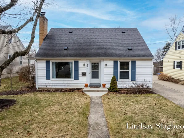 303 Holmdene Blvd NE, Grand Rapids, MI 49503