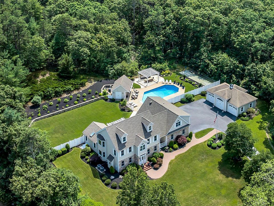 7 Winnies Way, East Sandwich, MA 02537 Zillow