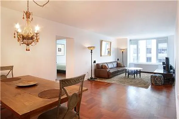 Sold by Warburg | media 3