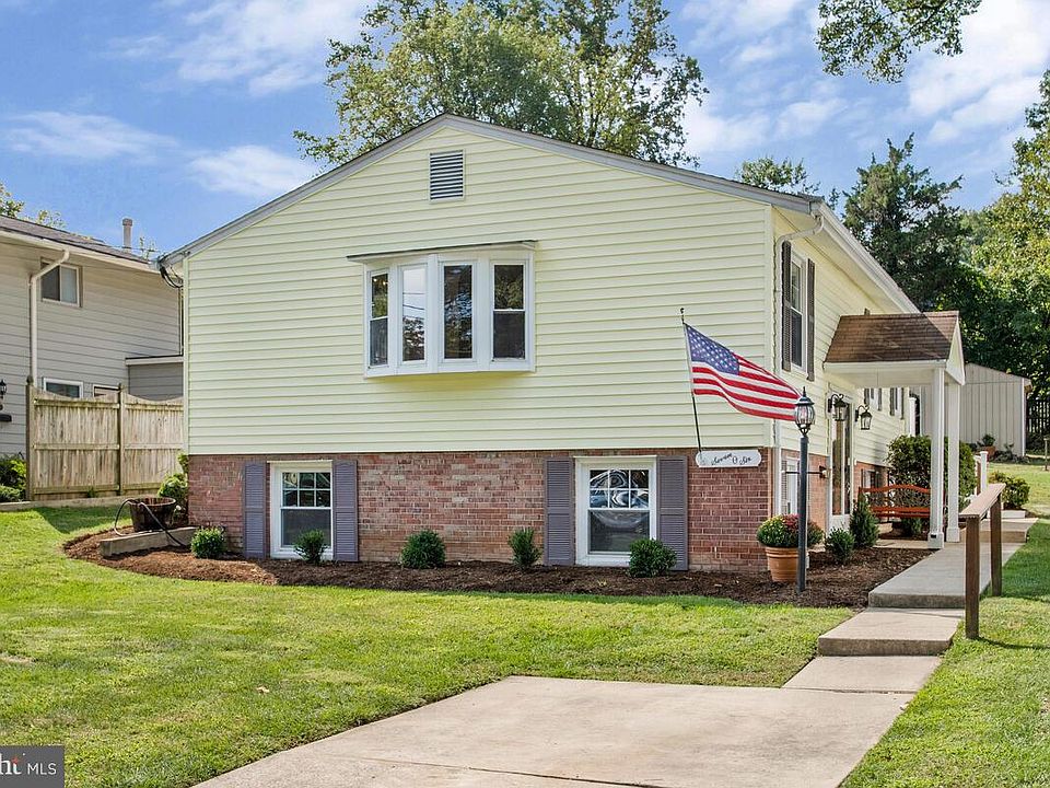 1st image of 706 Carr Ave