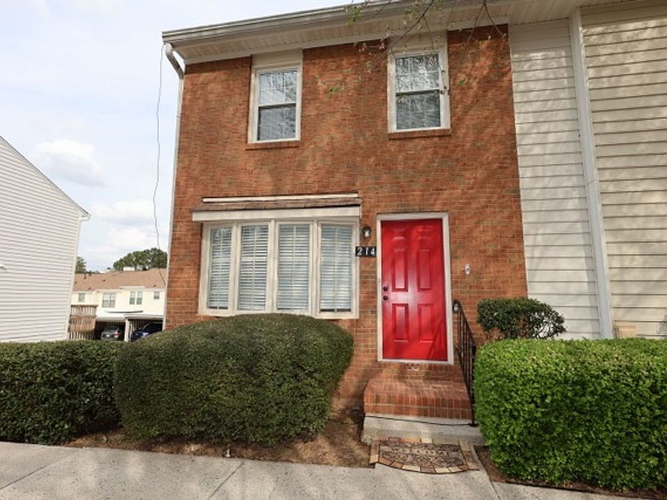 1st image of 214 High Creek Dr