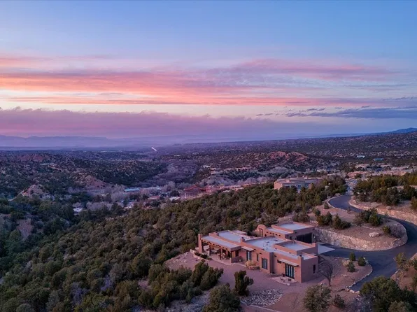 57 Lodge Trl, Santa Fe, NM 87506