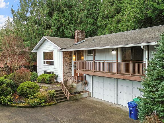 3rd image of 1803 Camelot Park SW