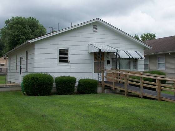 1st image of 640 Slocum Ave