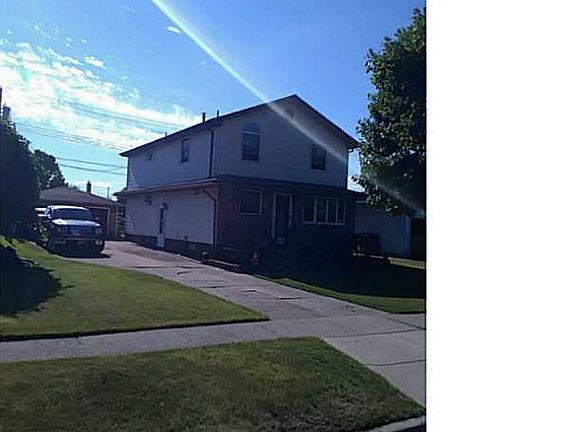 2nd image of 59 Pleasant Pkwy