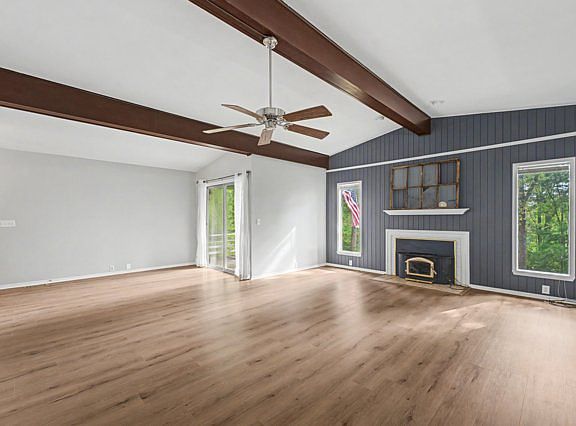 3rd image of 24 Billingsley Dr