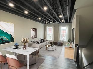 22 N Center St, Springfield, OH 45502