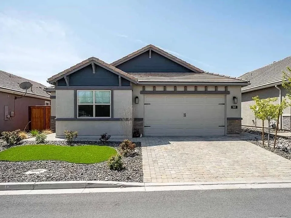 505 Papaya Dr
