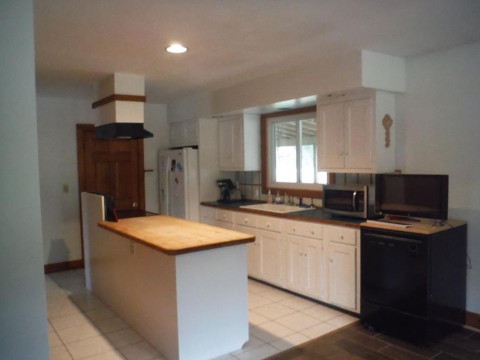 1920 Elm St, Dighton, MA 02715 Zillow