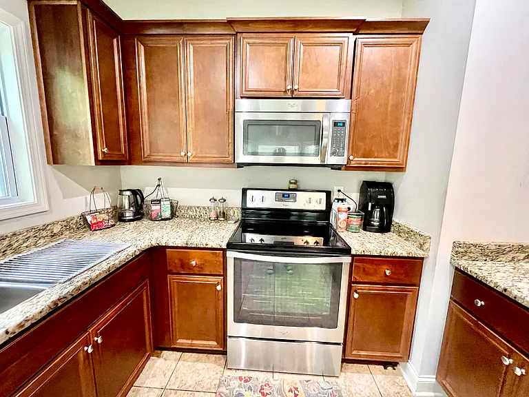 7355 Hightower Cir — Photo 11
