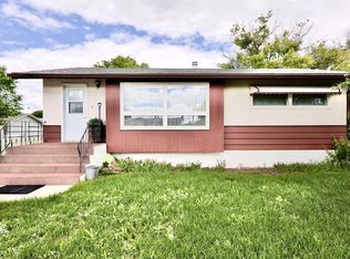 422 S 3rd Ave E, Oyen, AB T0J2J0